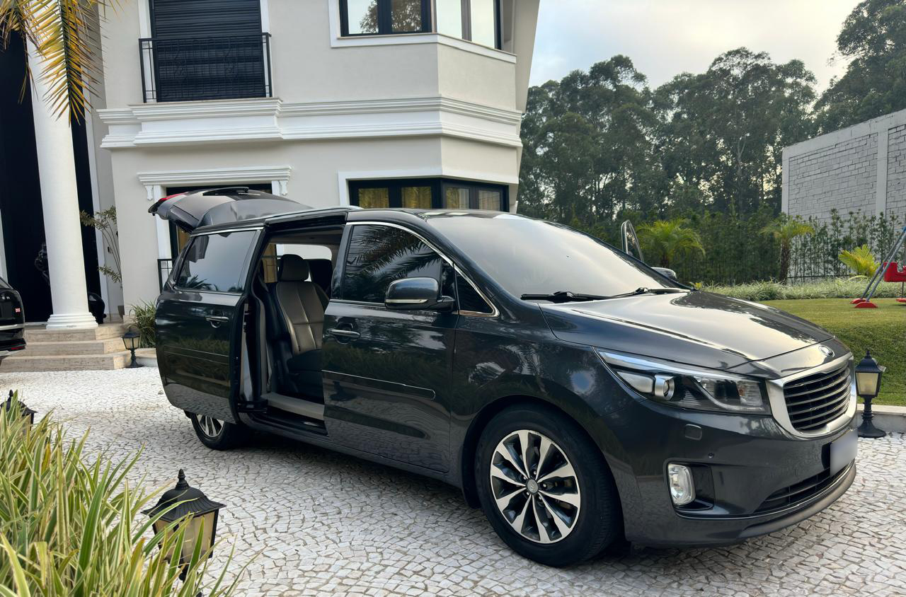 LV Transporte SUV Blindado 8 Lugares7